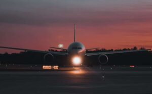 delta flight dl275 diverted lax