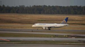 United Airlines Flight UA770 Emergency Diversion Top Update